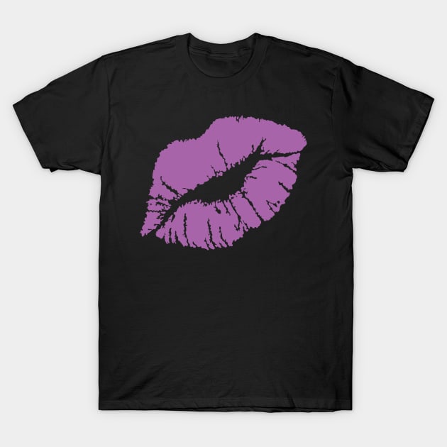 KISSING LIPS-LIGHT VIOLET MAGENTA T-Shirt by SELcustoms